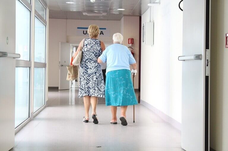 5 Tips to Help Move Your Elderly Loved One for a Better Life